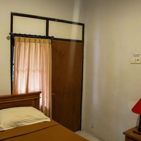 Nyoman Guesthouse Canggu Camera foto